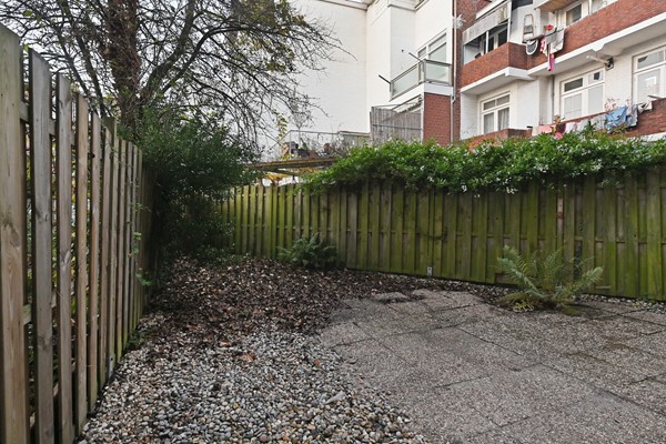 Medium property photo - Velpsestraat 211, 2573 SK Den Haag